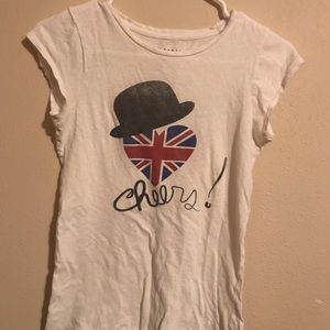A cute Paris shirt.